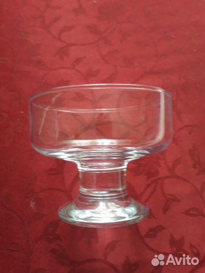 Стеклянные вазочки для мороженного