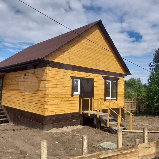 Дом 100 м² на участке 5 сот.