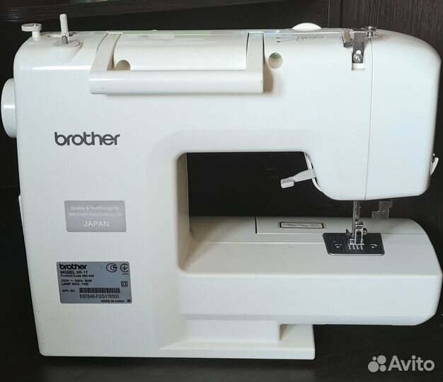 Швейная машина Brother