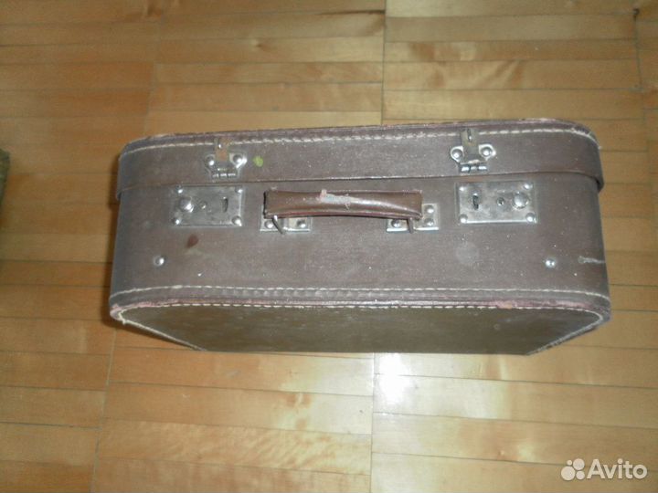 Чемодан для хранения швейной машины