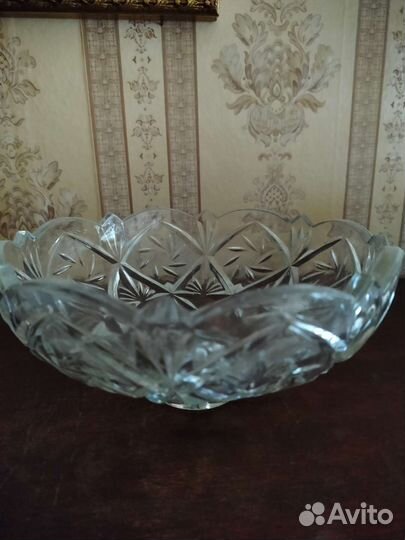 Хрустальные вазы для фруктов