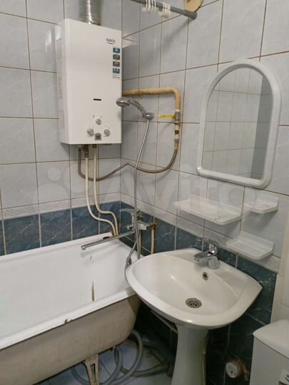 2-к. квартира, 42 м², 3/5 эт.