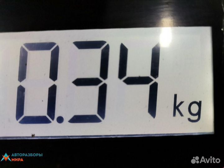 Форсунка Volkswagen Passat B6 2009 03L130277