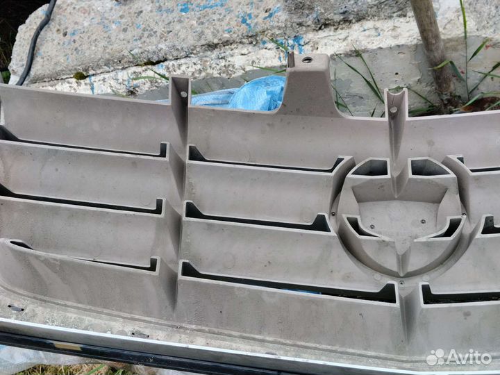 Решетка радиатора