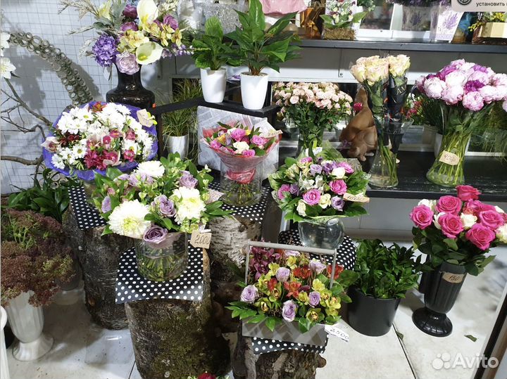 Продам готовый бизнес. Салон (магазин) цветы 8 лет