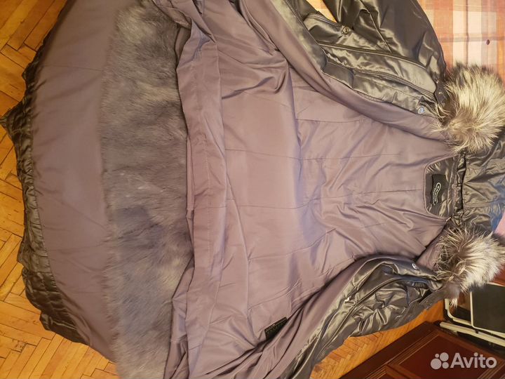 Пуховик женский новый 48 50