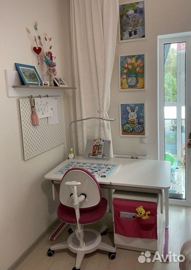 Растущая парта Champion от Moll