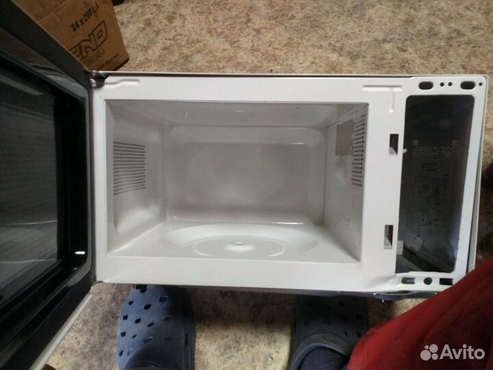 Свч печь hermes ht-mw105l