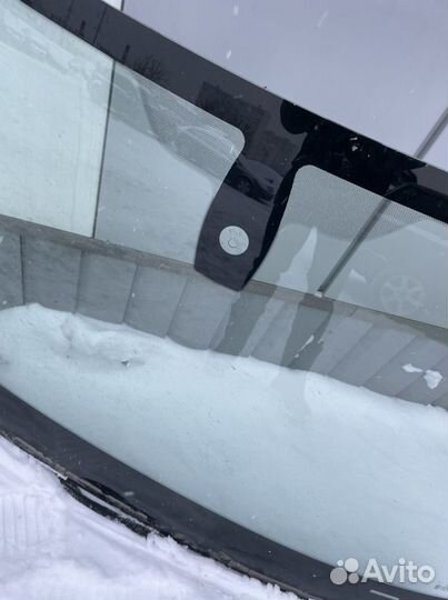 Лобовое стекло на ф 10