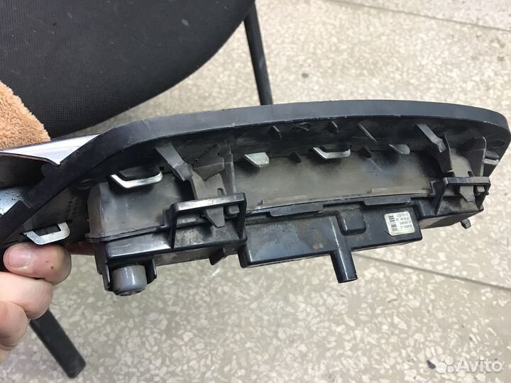 Ходовой огонь на GL X166 левый