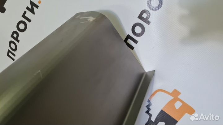 Ремонтный порог правый Opel Astra H