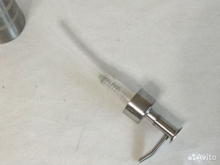 Диспенсер дозатор для мыла