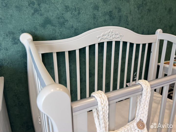 Детская кровать с маятником и ящиком Гандылян