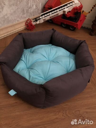 Лежанка для кошки