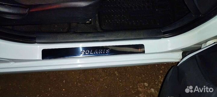 Накладки на автопороги