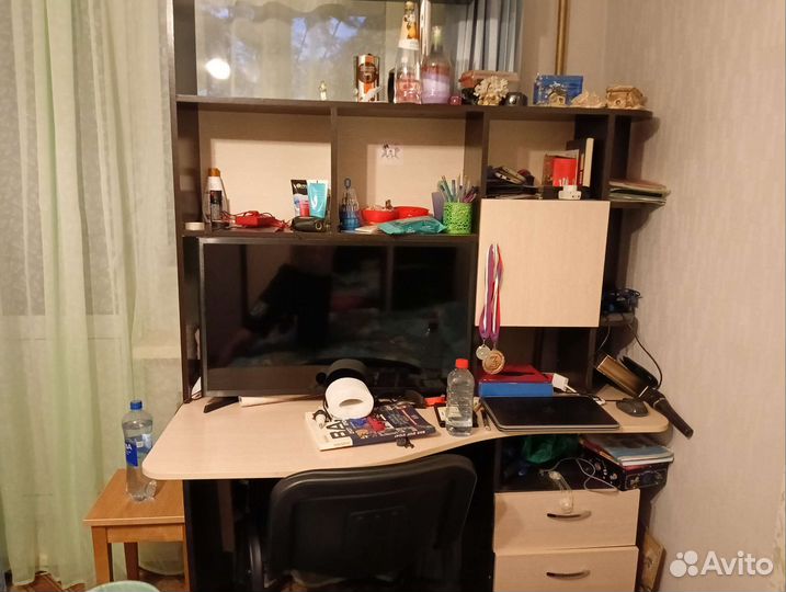 Компьютерный стол