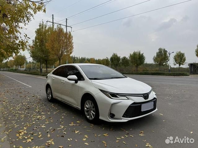 Toyota Corolla 1.2 CVT, 2021, 23 000 км