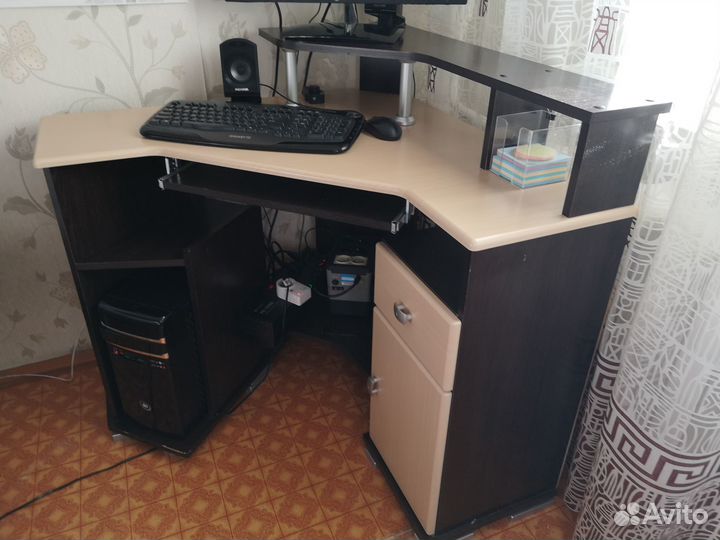 Компьютерный стол бу