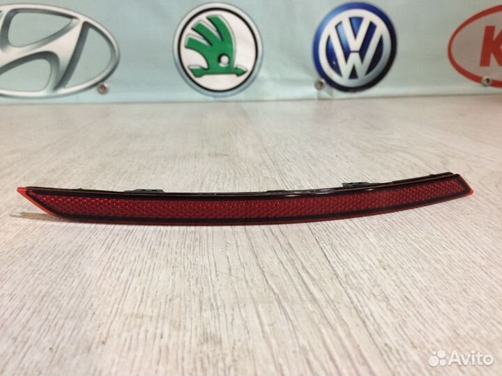 Volkswagen Polo 15-20 Отражатель заднего бампера