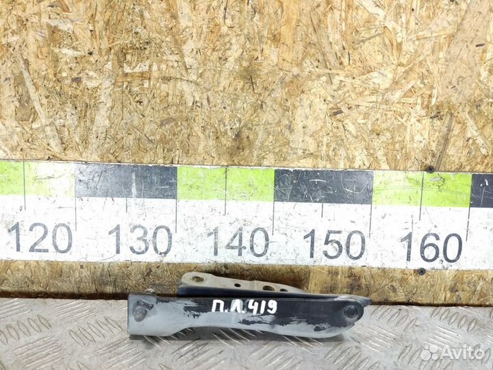 Петля капота левая Ssang yong Rexton 2001 2006