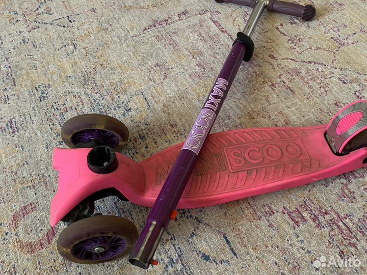 Самокат Maxiscoo