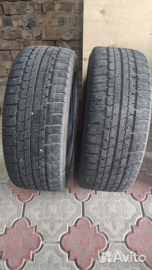 Goodyear Ice Navi Zea II 215/55 R17