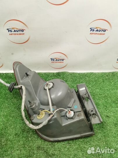 Стоп-сигнал задний правый Chevrolet Cruz седан 1.6