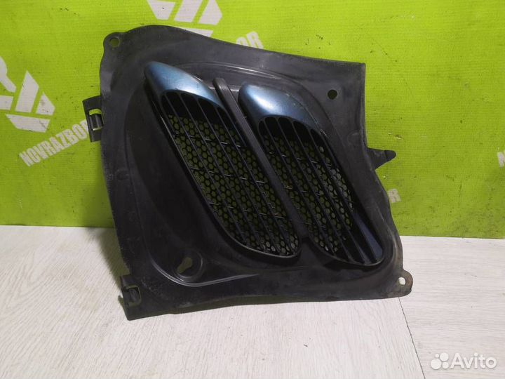 Воздухозаборник (наружный) Пежо 206