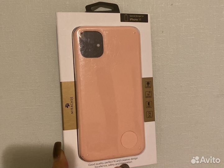 Чехол на iPhone 11 розовый