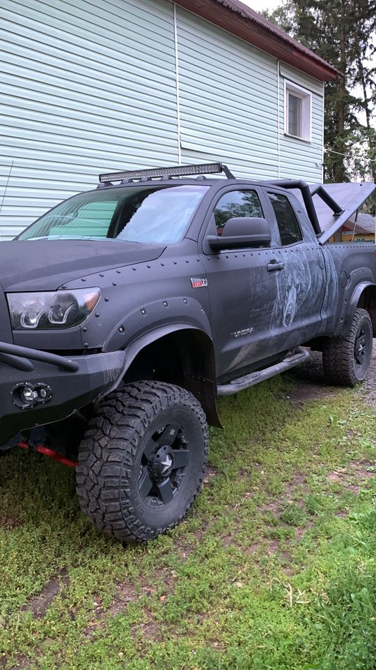 Toyota Tundra: фото владельца