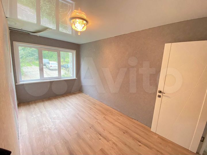 3-к. квартира, 56,4 м², 1/4 эт.