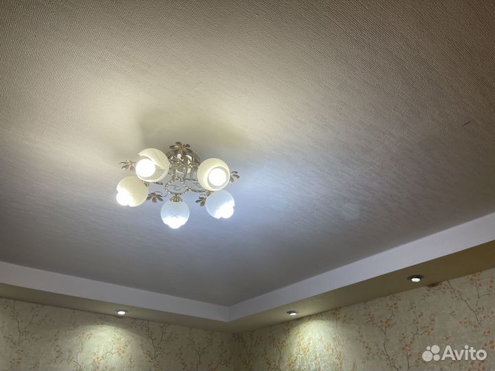 Люстра потолочная подвесная бу