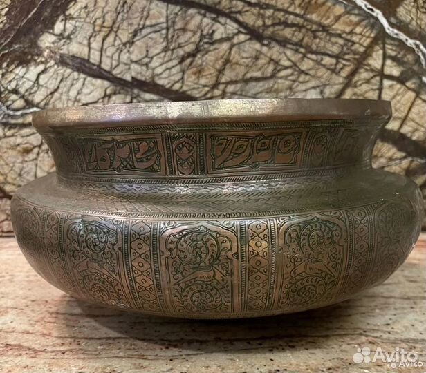 Старинная чаша. Арабская