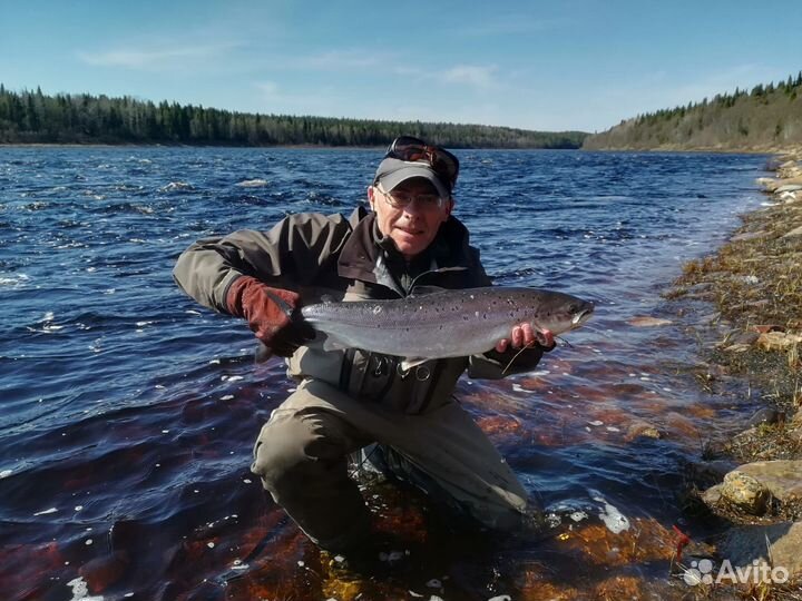 Набор 4 лососёвых мушки на трубке