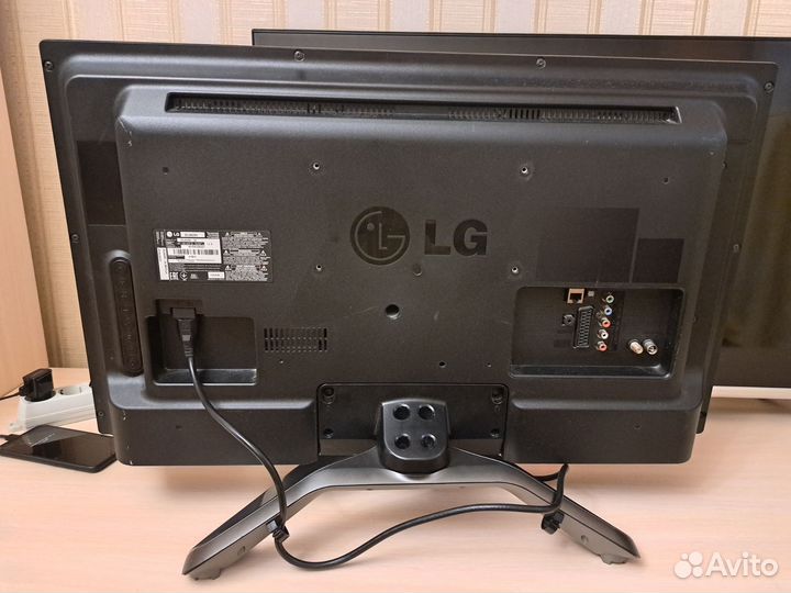 Телевизор LG 32