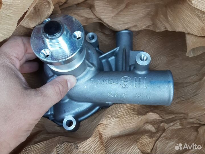 Продам помпу на 409 двигатель