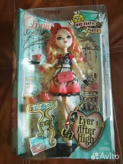 Кукла Эппл Вайт новая в коробке