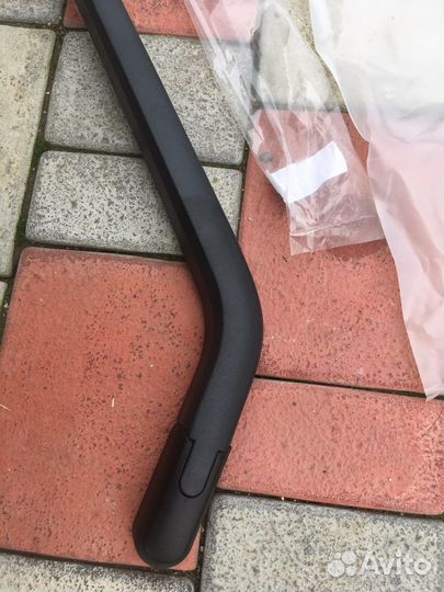 Toyota Vitz Yaris Fielder Дворник задней двери