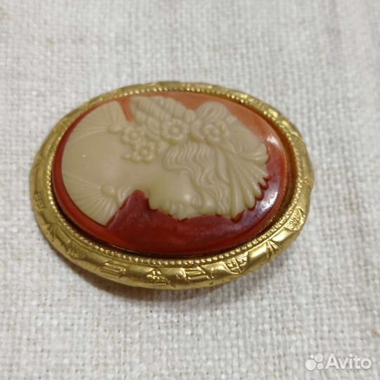 Брошь винтажная Камея (Ч, Б07)