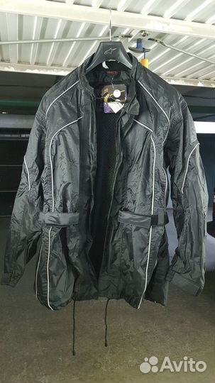 Непромокаемая куртка-дождевик Lookwell Hiker