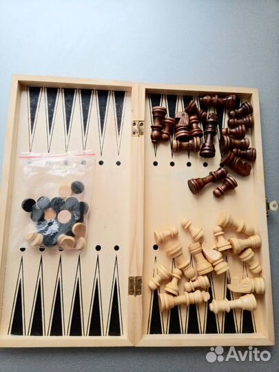 Шахматы, шашки и нарды, 3 в 1