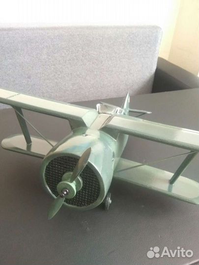 Модель самолета И - 153,биплан