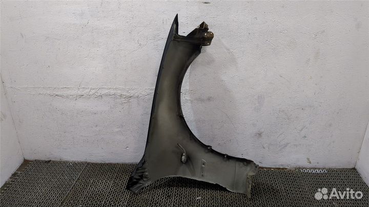 Крыло Lexus IS, 2004