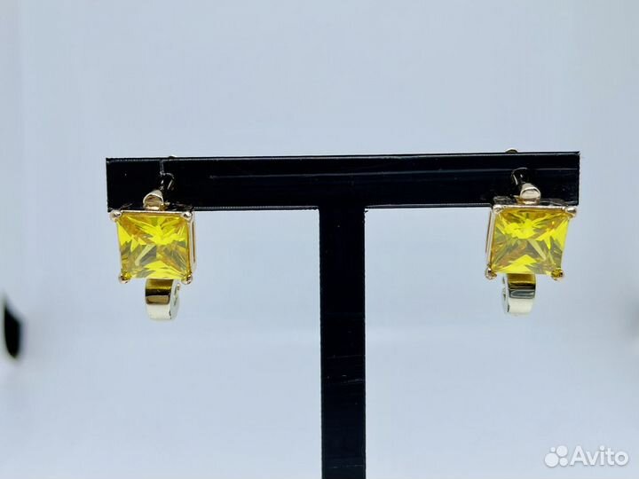 Золотые серьги с Цитрином