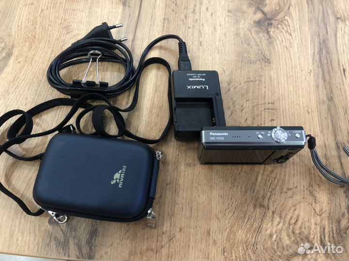 Компактный фотоаппарат Panasonic Lumix DMC-FX550