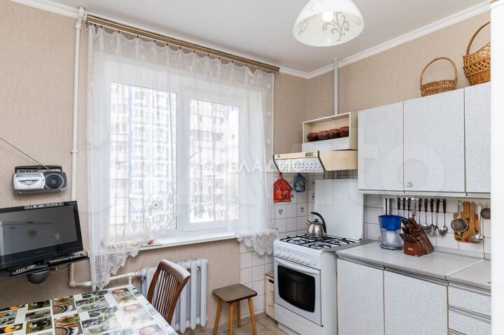 2-к. квартира, 52 м², 3/9 эт.