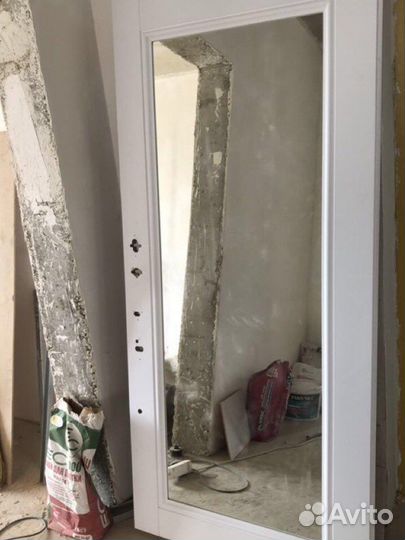 Панель с зеркалом на входную дверь внутрянняя