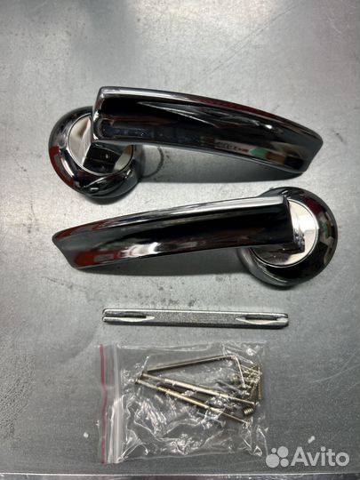 Ручка дверная