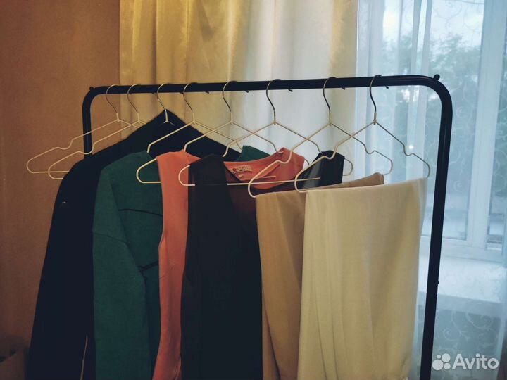 Вещи пакетом 44 46