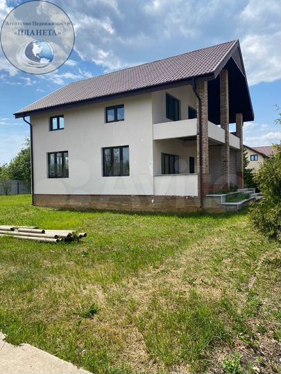 Дом 230 м² на участке 12 сот.